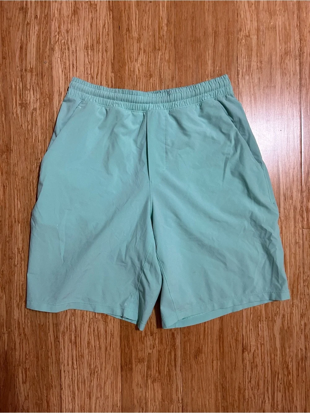 Lululemon Pace Breaker Shorts 9” Inseam Mint Green / Teal (Men’s Medium)